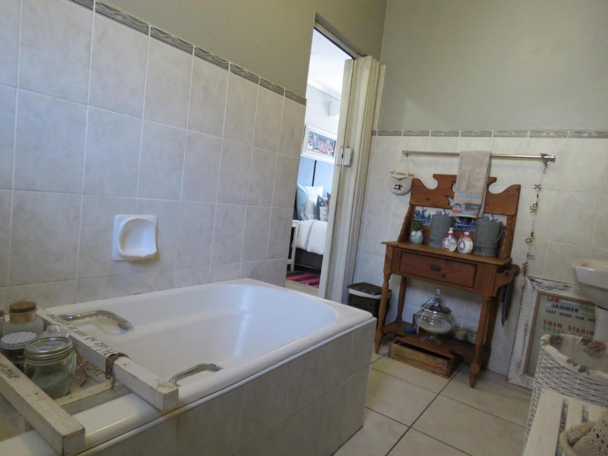 Ferienwohnung 80 On Benade Bloemfontein Exterior foto